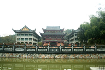 大覺寺新建魚池